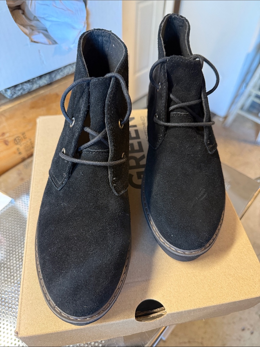 Clarks Black Suede Women's Lace-Up Ankle Booties size 8 NIB